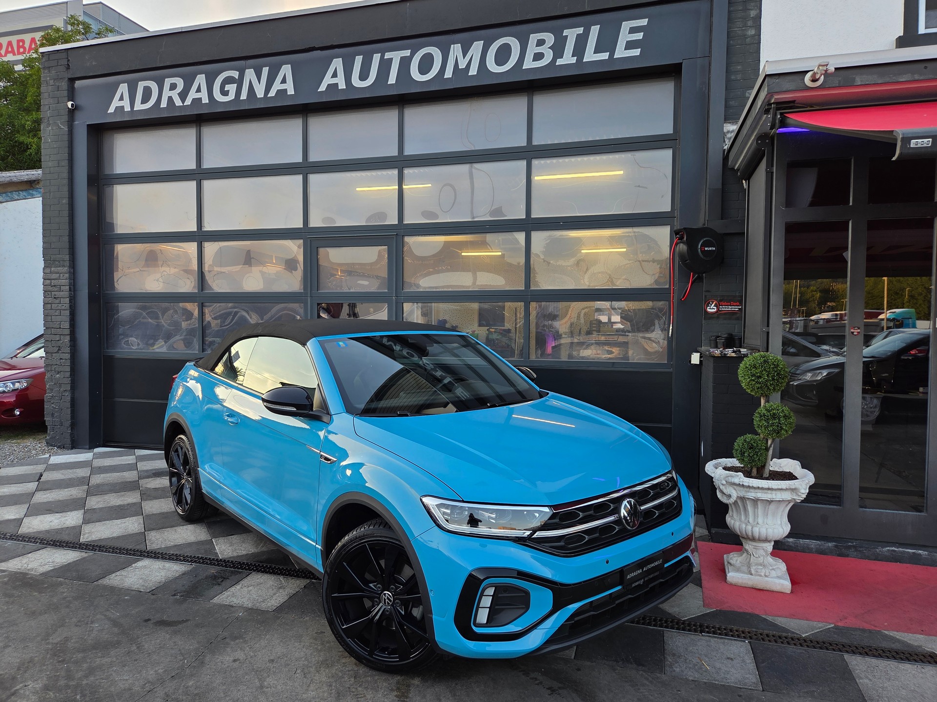 VW T-Roc Cabriolet 1.5 TSI EVO R-Line DSG-image-1