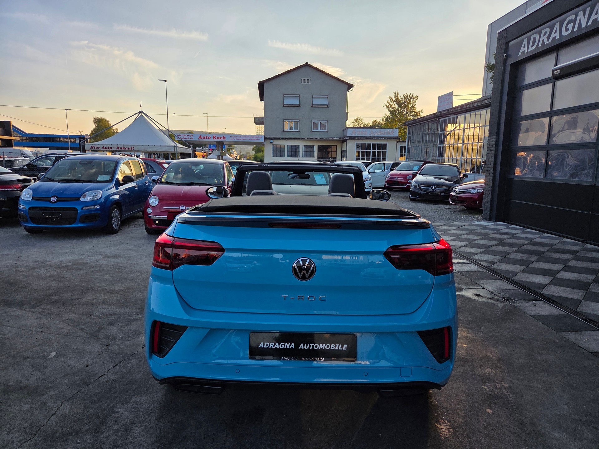 VW T-Roc Cabriolet 1.5 TSI EVO R-Line DSG-image-5