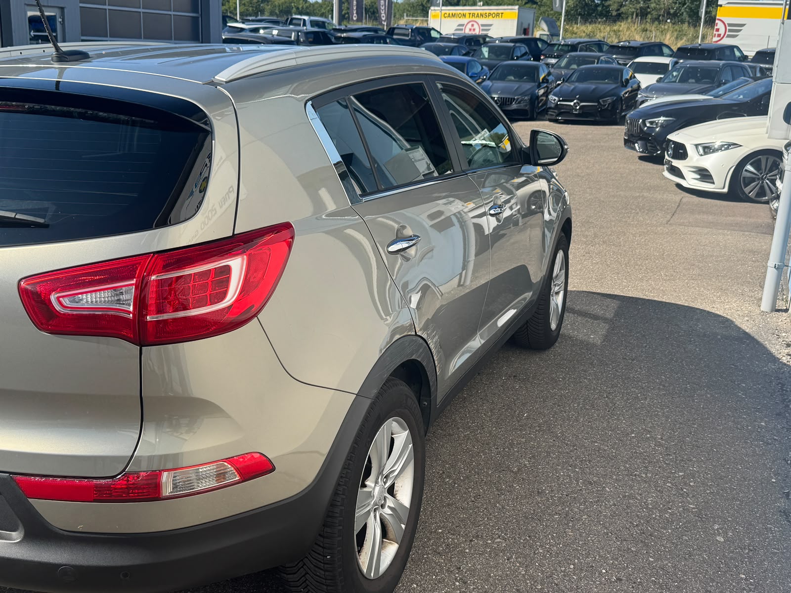 KIA SPORTAGE-image-8
