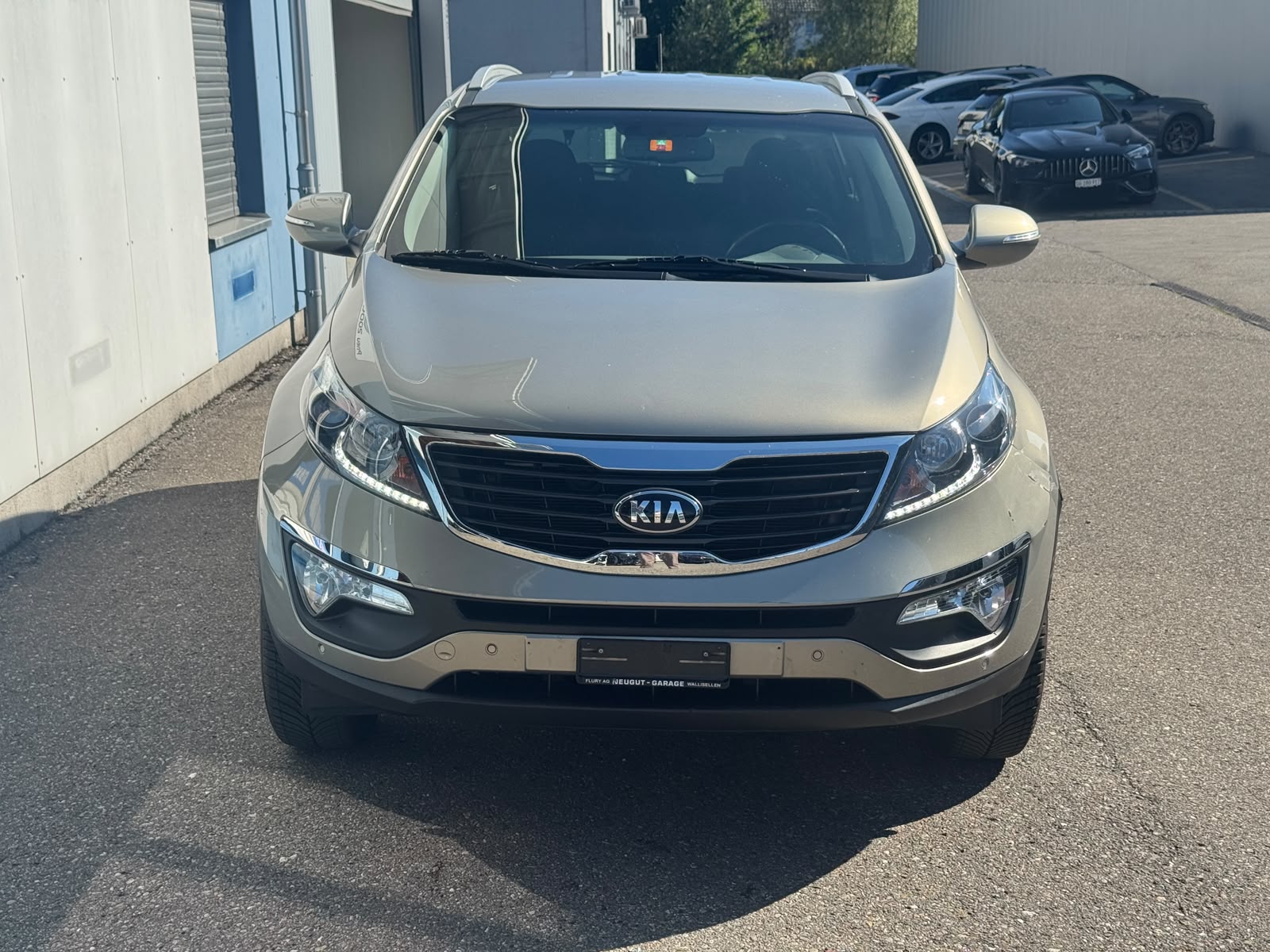 KIA SPORTAGE-image-1