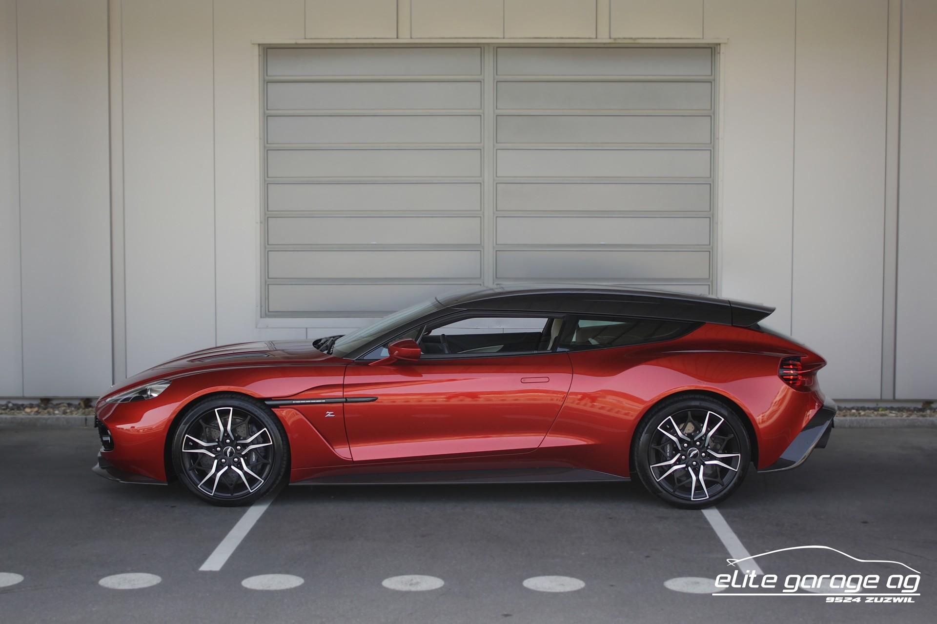 ASTON MARTIN Vanquish ZAGATO Shooting Brake V12 1 of 99-image-1