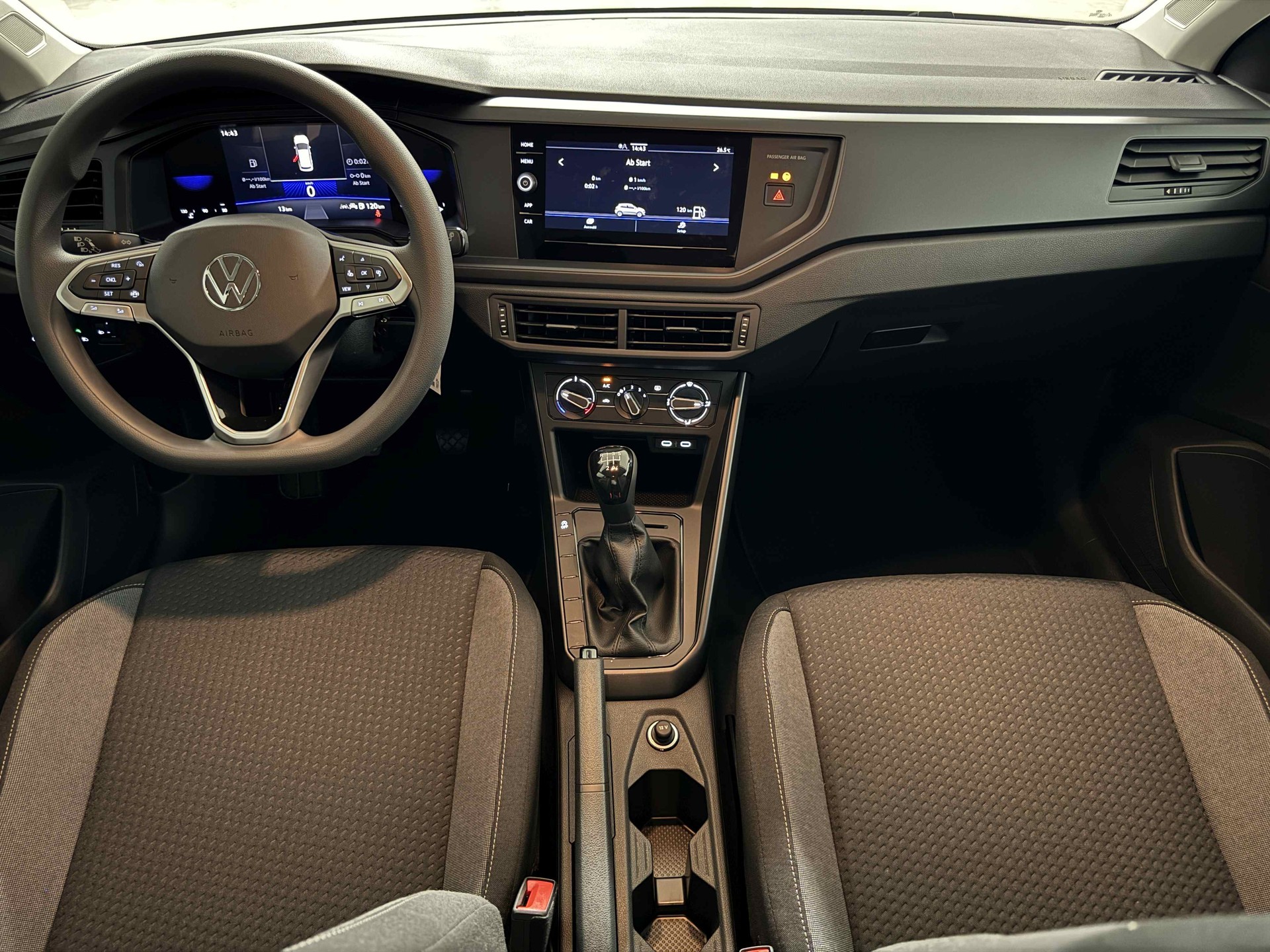 VW Polo 1.0 TSI Trend-image-8