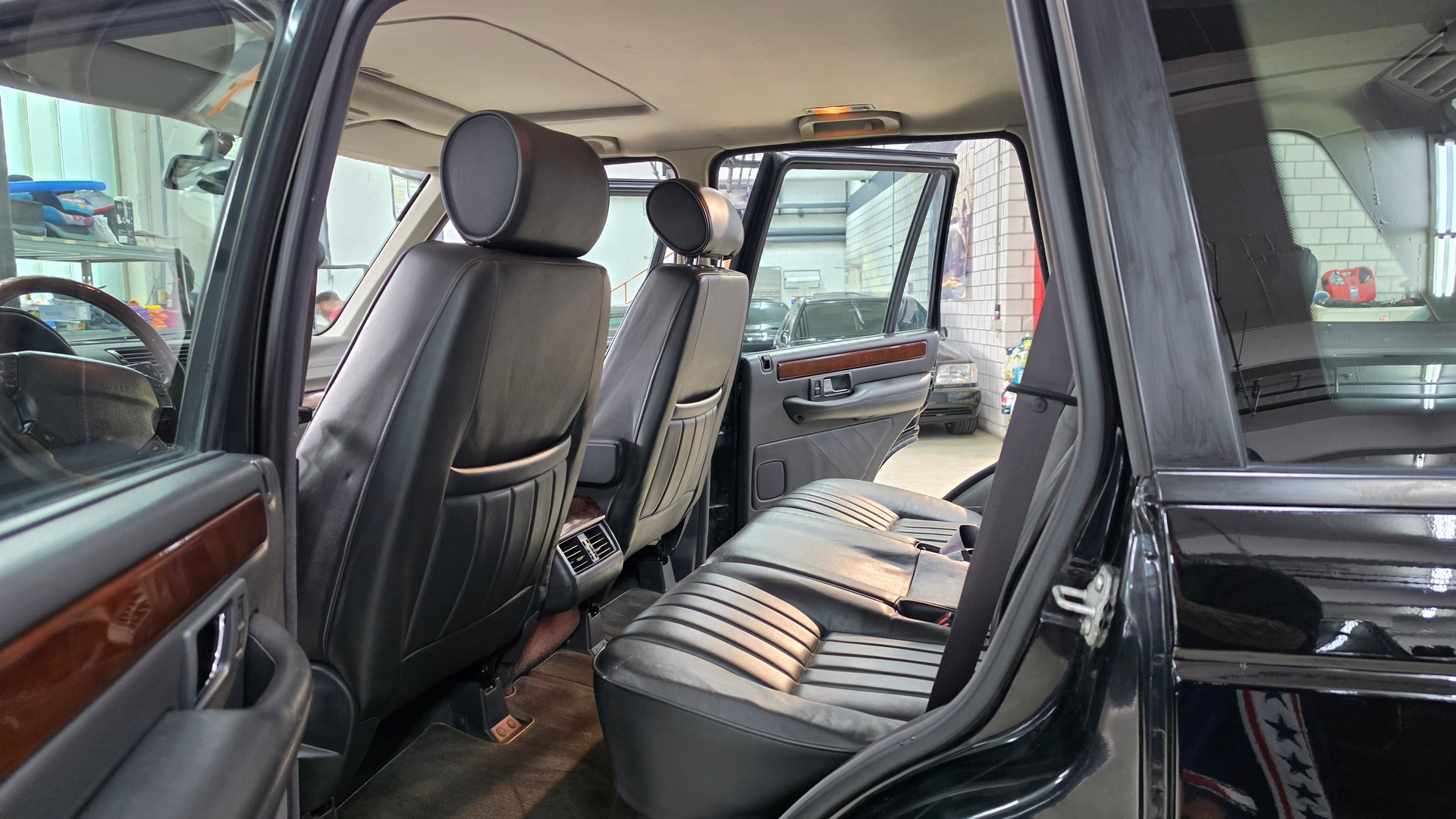 LAND ROVER Range Rover 4.6 HSE-image-19