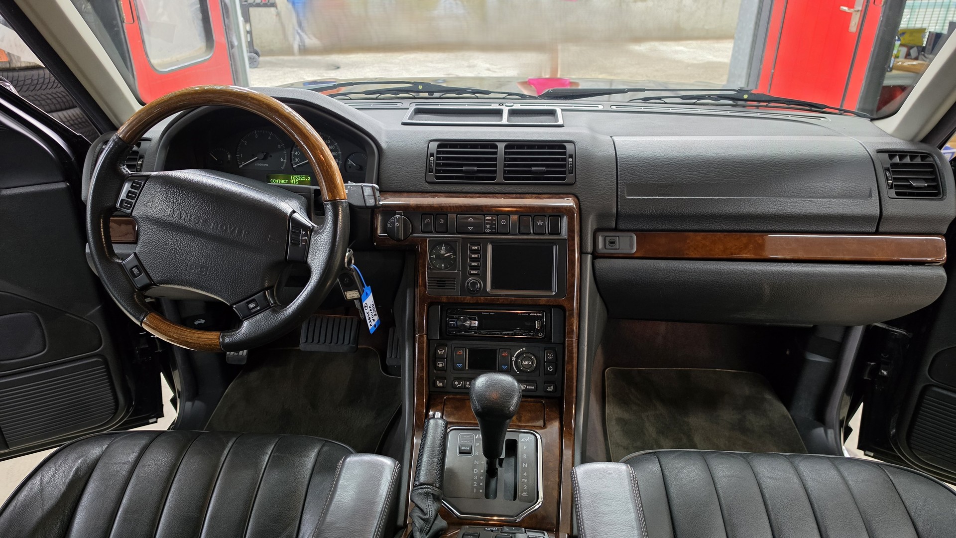 LAND ROVER Range Rover 4.6 HSE-image-20