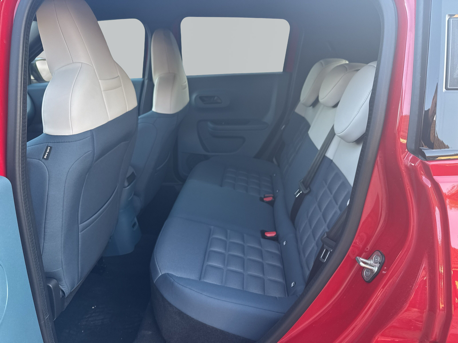 FIAT Grande Panda 1.2 Hybrid La Prima-image-8