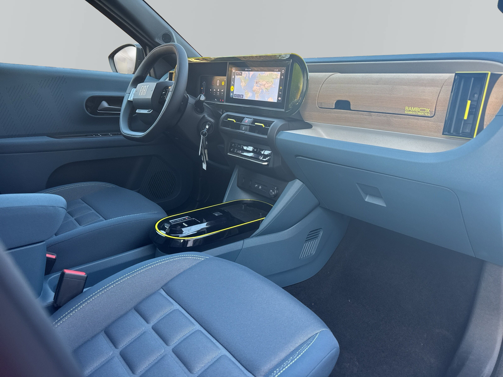 FIAT Grande Panda 1.2 Hybrid La Prima-image-11