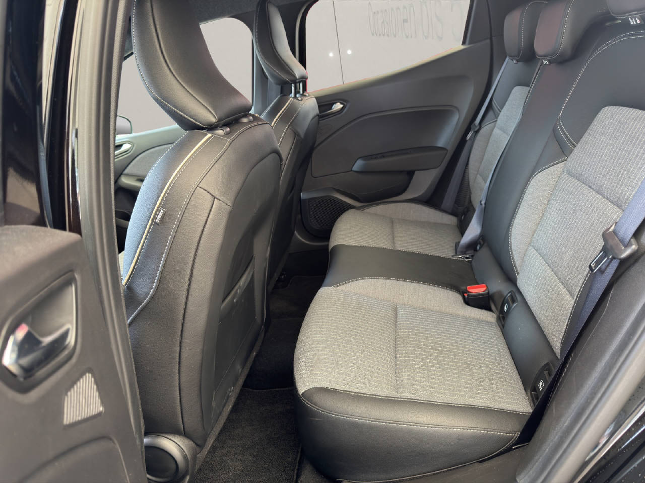 RENAULT Clio 1.6 E-Tech techno Voll-Hybrid 145PS-image-9