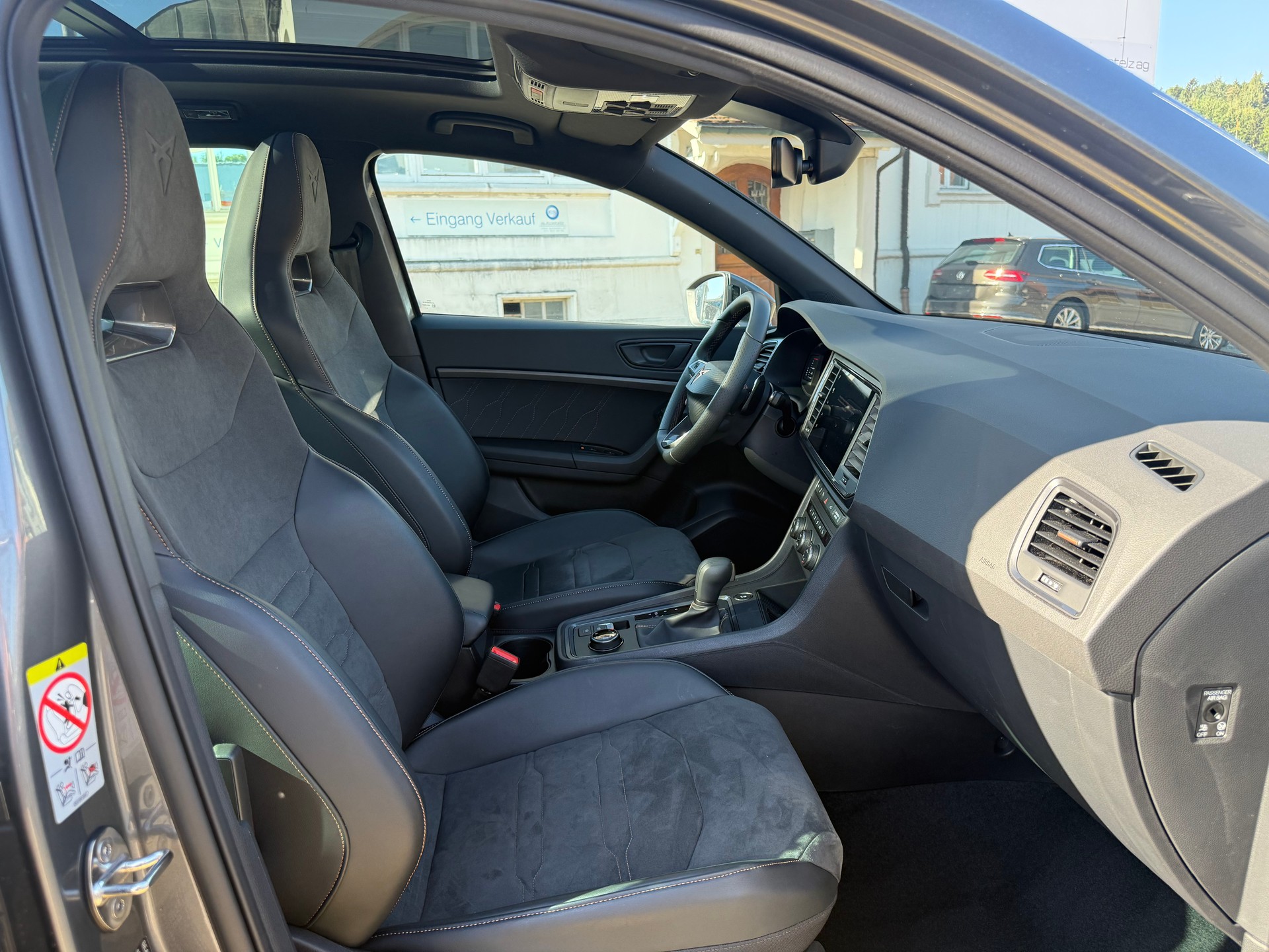 CUPRA Ateca 2.0 TSI VZ 4Drive DSG * 20 ZOLL 5 JAHRE GARANTIE EL SITZE LENKRAD HEIZUNG *-image-12