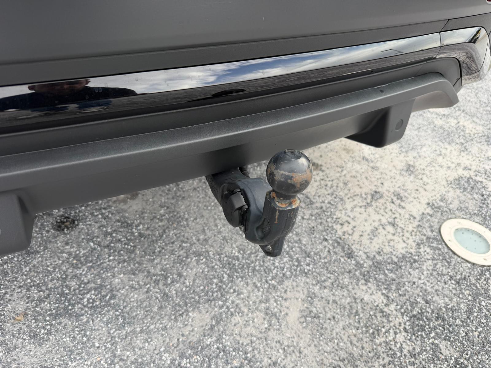 AUDI Q5 Sportback 40 TDI Blackedition quattro S-tronic-image-12
