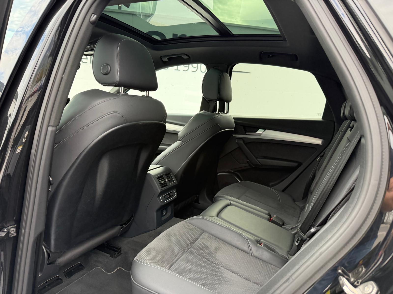 AUDI Q5 Sportback 40 TDI Blackedition quattro S-tronic-image-8