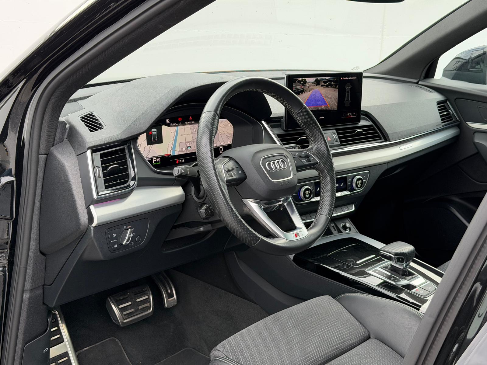 AUDI Q5 Sportback 40 TDI Blackedition quattro S-tronic-image-6