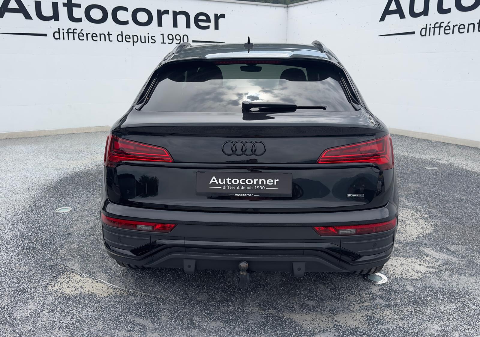 AUDI Q5 Sportback 40 TDI Blackedition quattro S-tronic-image-1