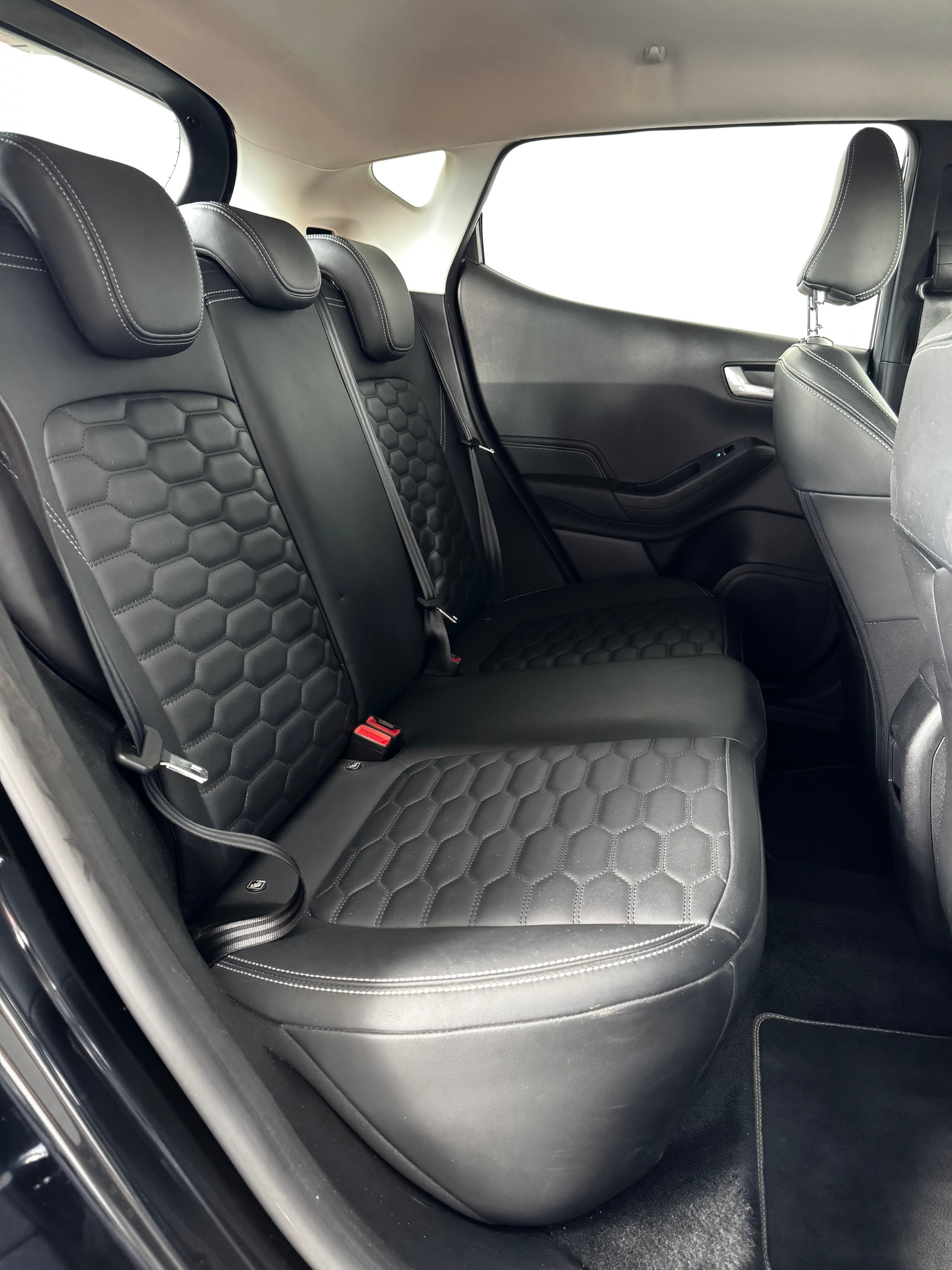FORD Fiesta 1.0 SCTi Vignale-image-20
