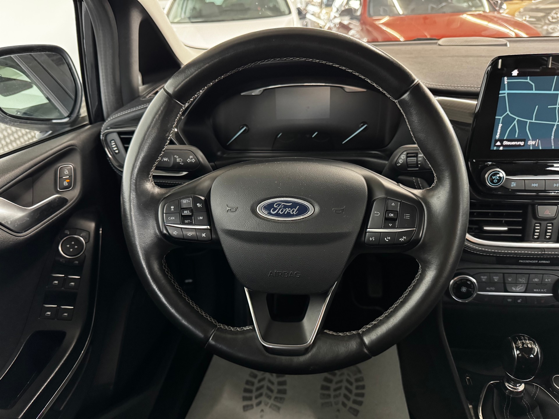 FORD Fiesta 1.0 SCTi Vignale-image-16