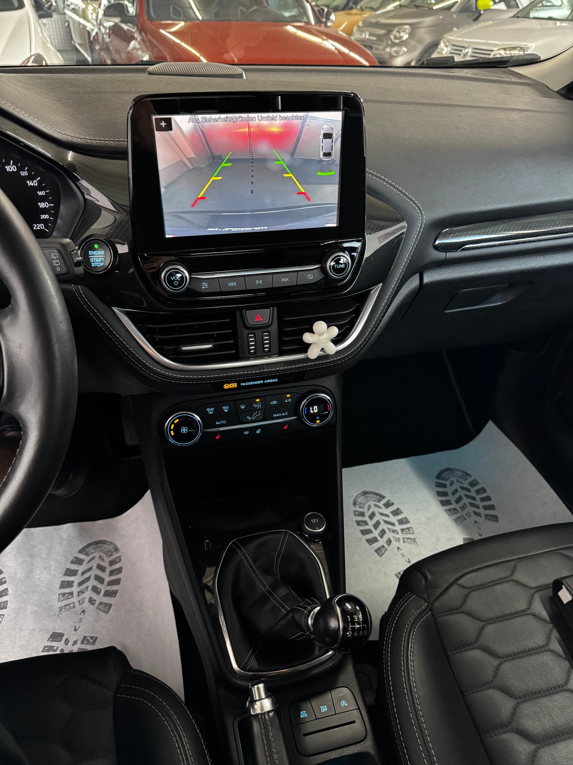 FORD Fiesta 1.0 SCTi Vignale-image-15