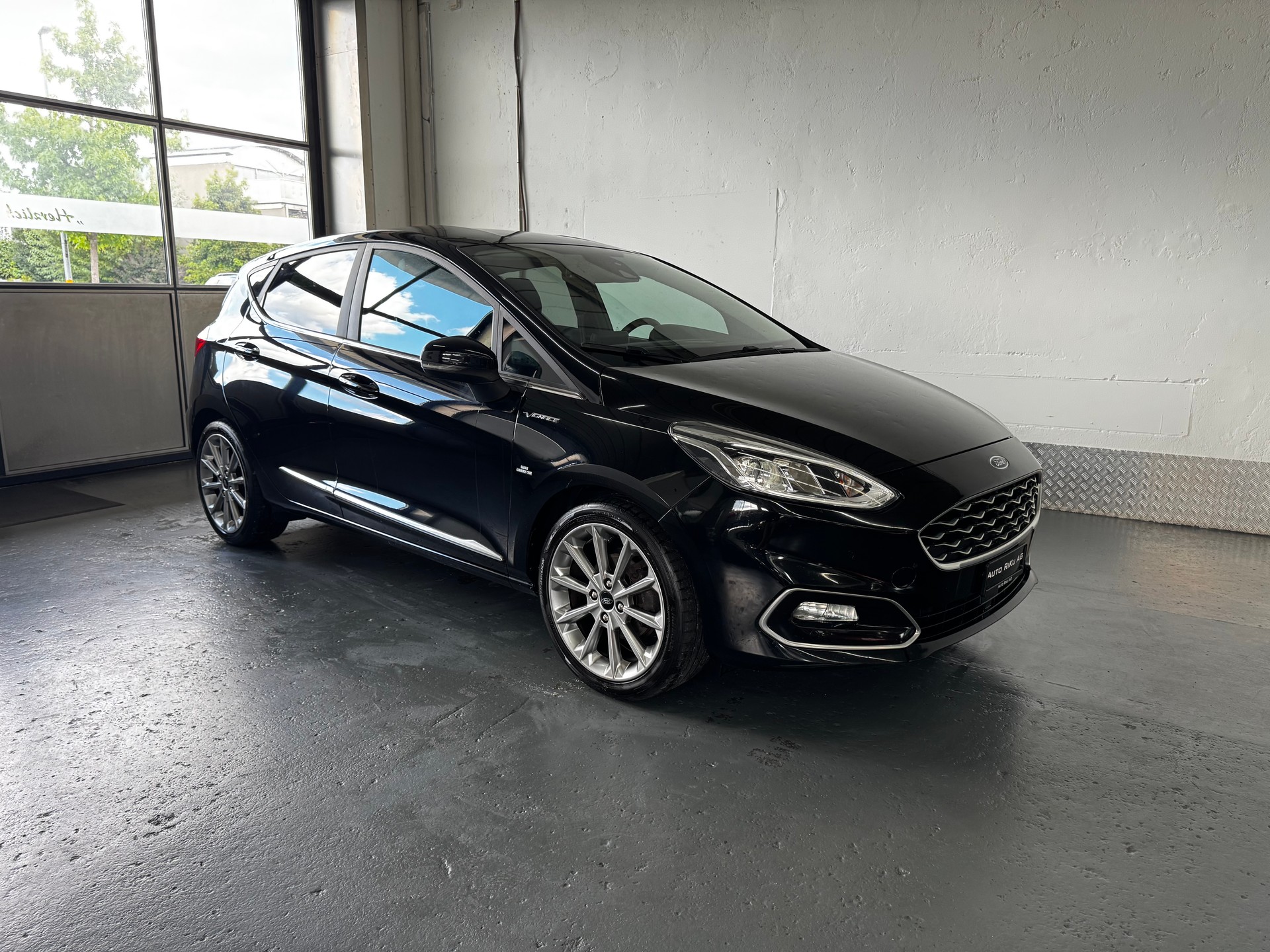 FORD Fiesta 1.0 SCTi Vignale-image-1