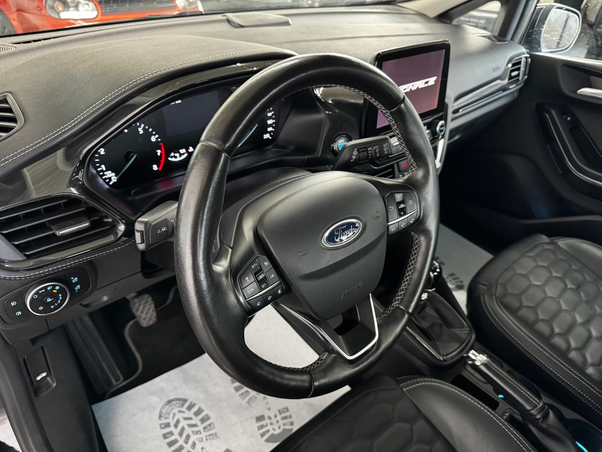 FORD Fiesta 1.0 SCTi Vignale-image-10