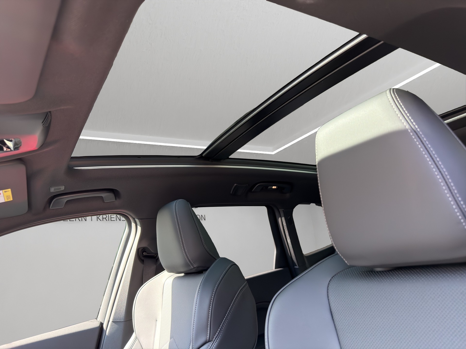 BMW X1 xDrive 30e M Sport-image-11