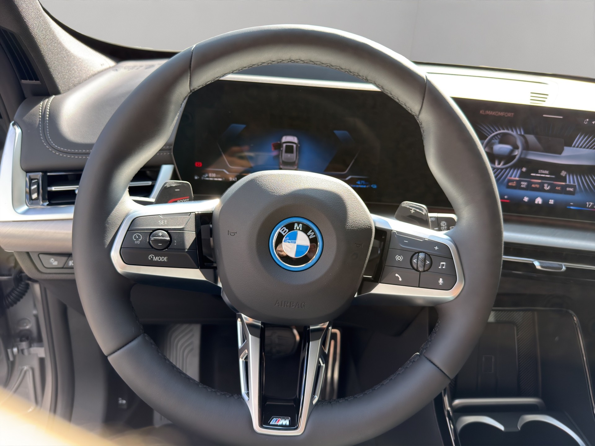 BMW X1 xDrive 30e M Sport-image-12