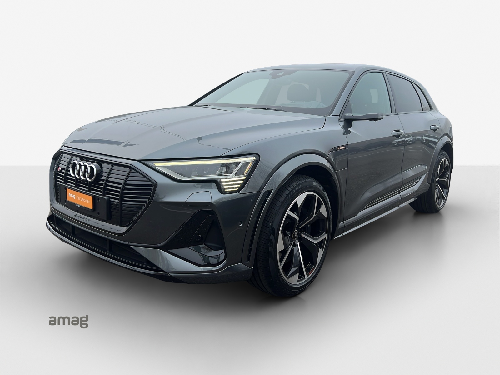 AUDI e-tron S quattro-image-0