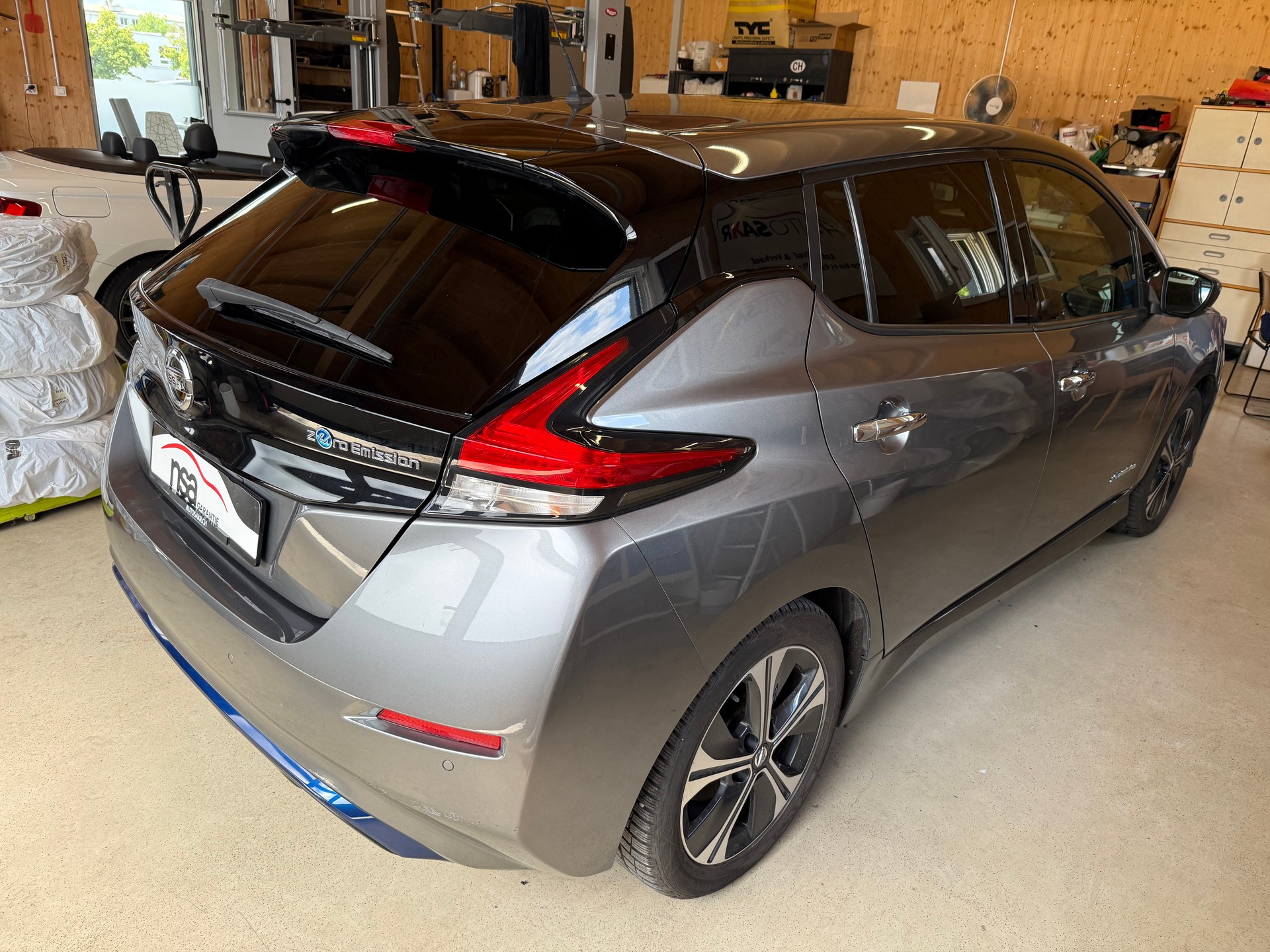 NISSAN Leaf N-Connecta (incl. battery)-image-3