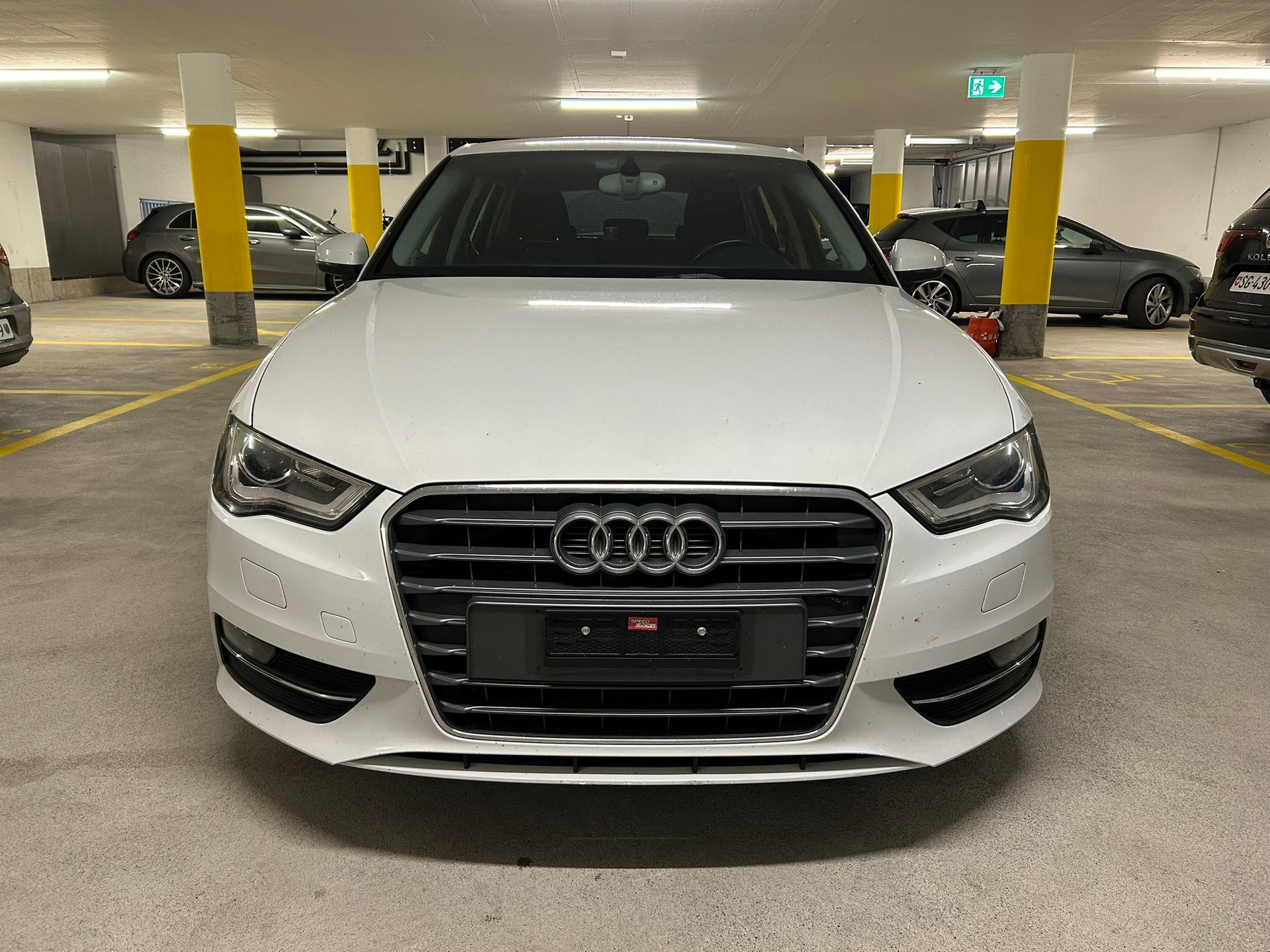 AUDI A3 Sportback 2.0 TDI Attraction S-tronic-image-5