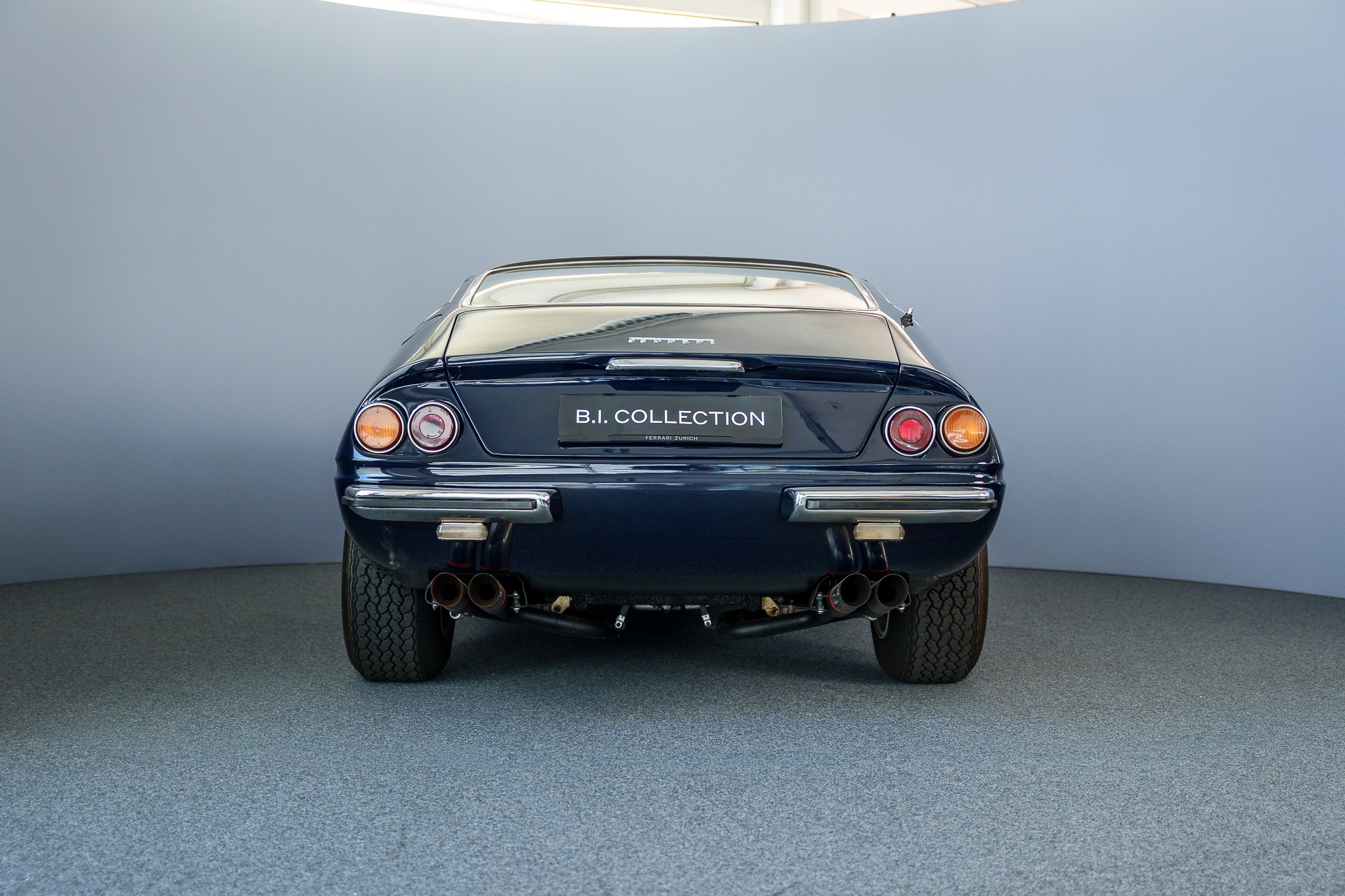 FERRARI 365 GTB 4 Daytona-image-9