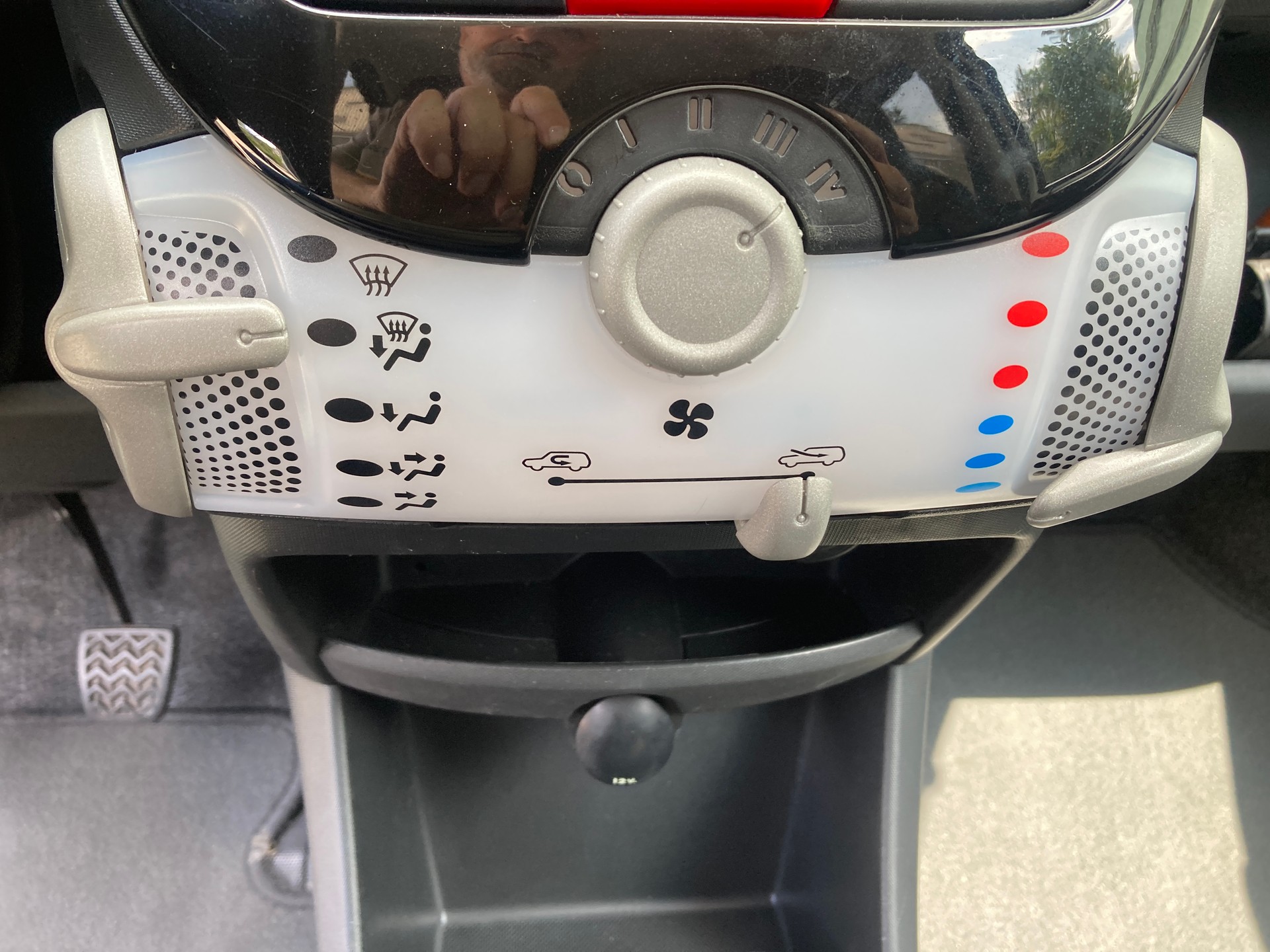 TOYOTA Aygo 1.0 VVT-i Collection-image-13
