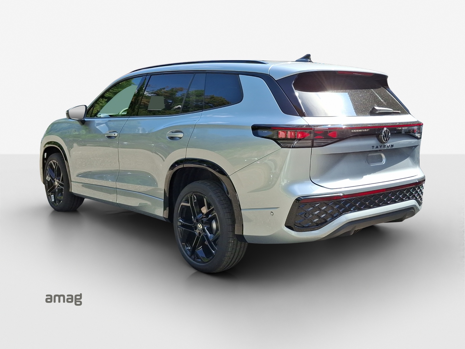 VW Tayron 2.0 TSI R-Line Plus DSG 4Motion-image-2