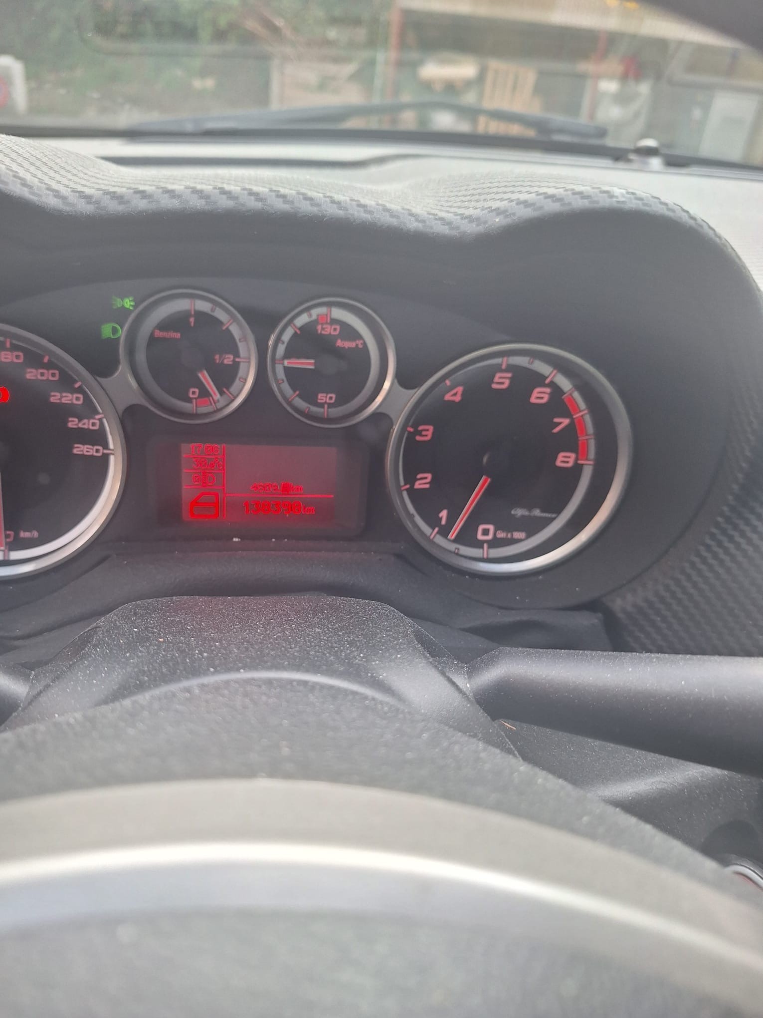 ALFA ROMEO MiTo 1.4 Distinctive-image-12