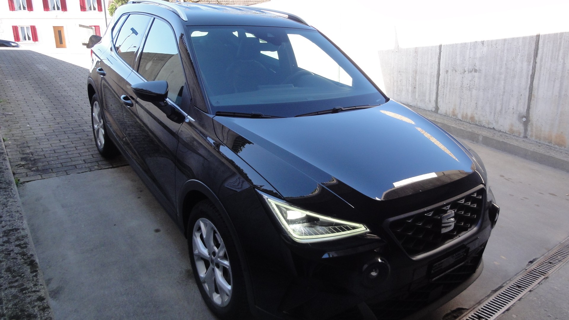 SEAT Arona 1.0 TSI Eco FR DSG-image-1
