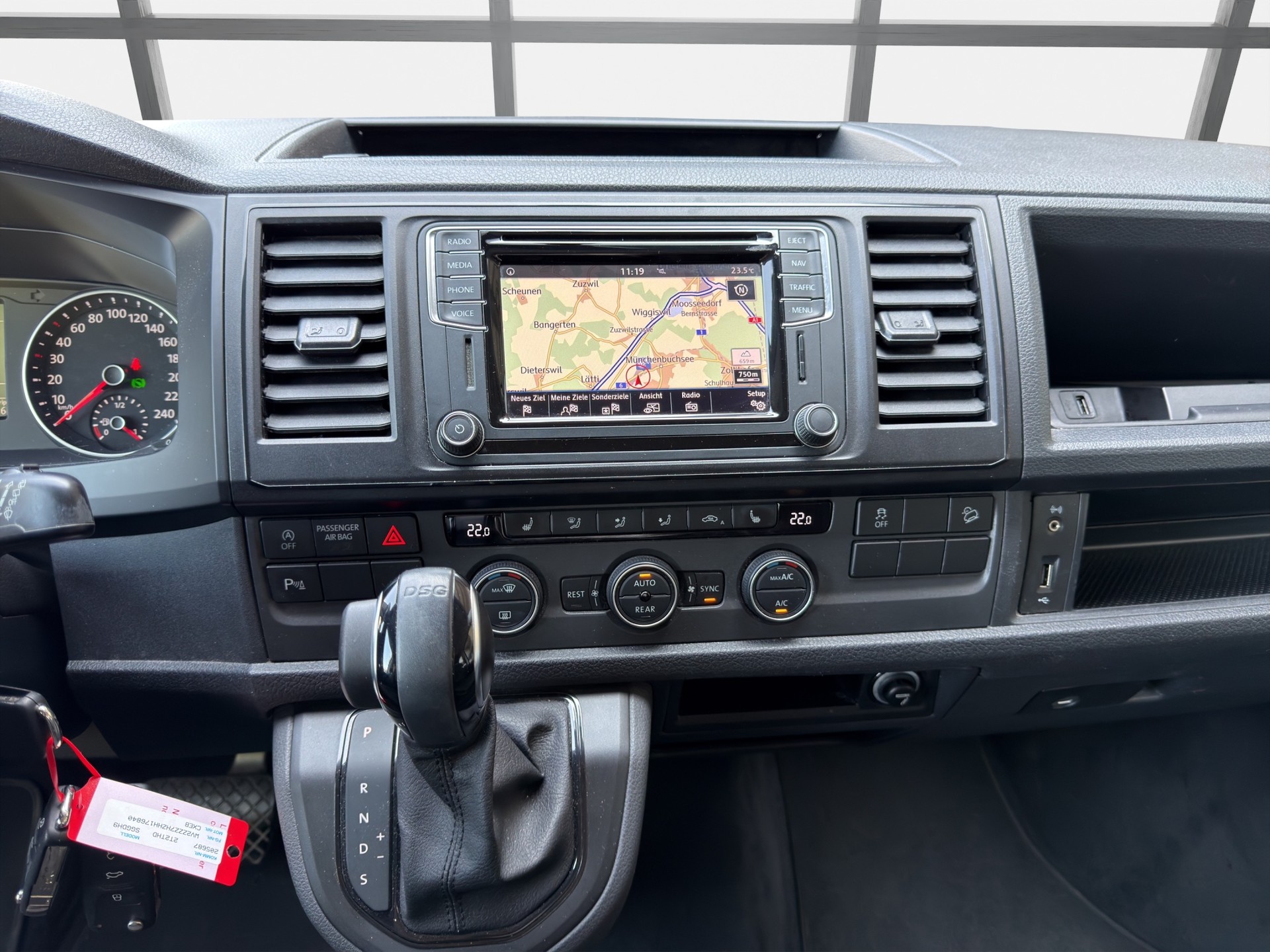 VW T6 California 2.0 Bi-TDI Beach Liberty 4Motion DSG-image-9