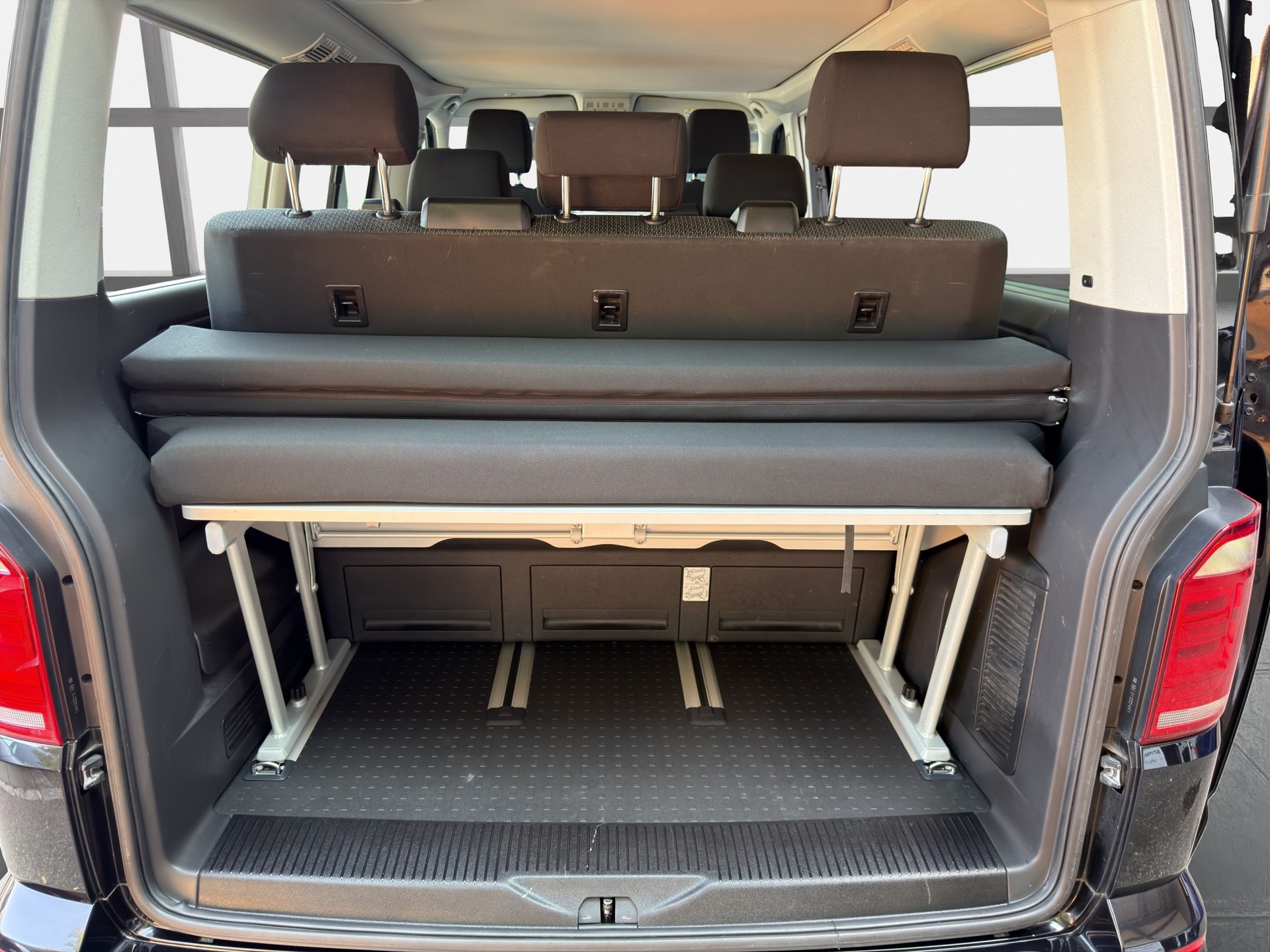 VW T6 California 2.0 Bi-TDI Beach Liberty 4Motion DSG-image-12