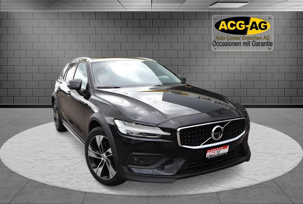 VOLVO V60 Cross Country B4 Diesel Mild Hybrid AWD Geartronic ** Voll-Leder ** RF-Kamera 360 ** Panorama-Glass ** Anh-Kupplung-image-0