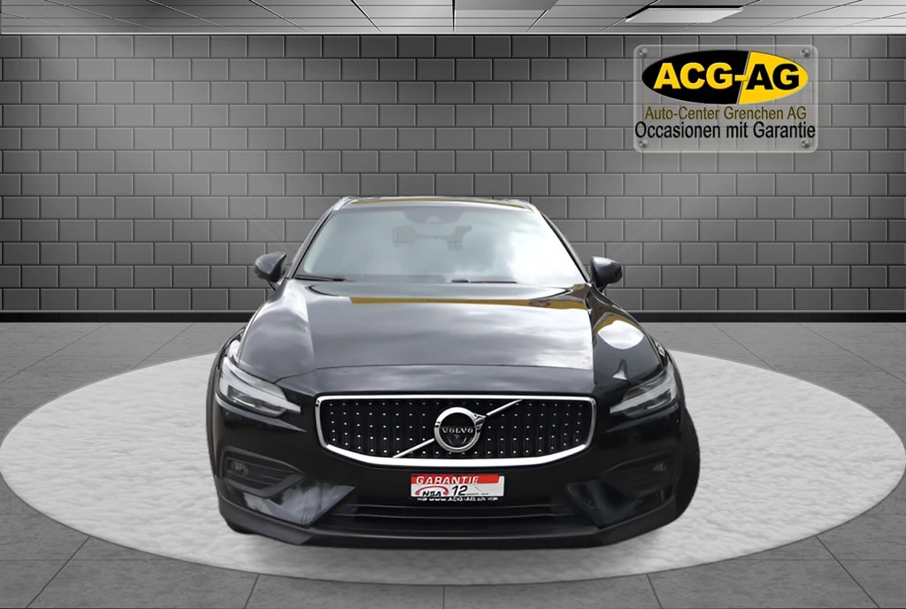 VOLVO V60 Cross Country B4 Diesel Mild Hybrid AWD Geartronic ** Voll-Leder ** RF-Kamera 360 ** Panorama-Glass ** Anh-Kupplung-image-1