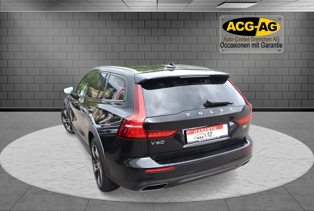 VOLVO V60 Cross Country B4 Diesel Mild Hybrid AWD Geartronic ** Voll-Leder ** RF-Kamera 360 ** Panorama-Glass ** Anh-Kupplung-image-3