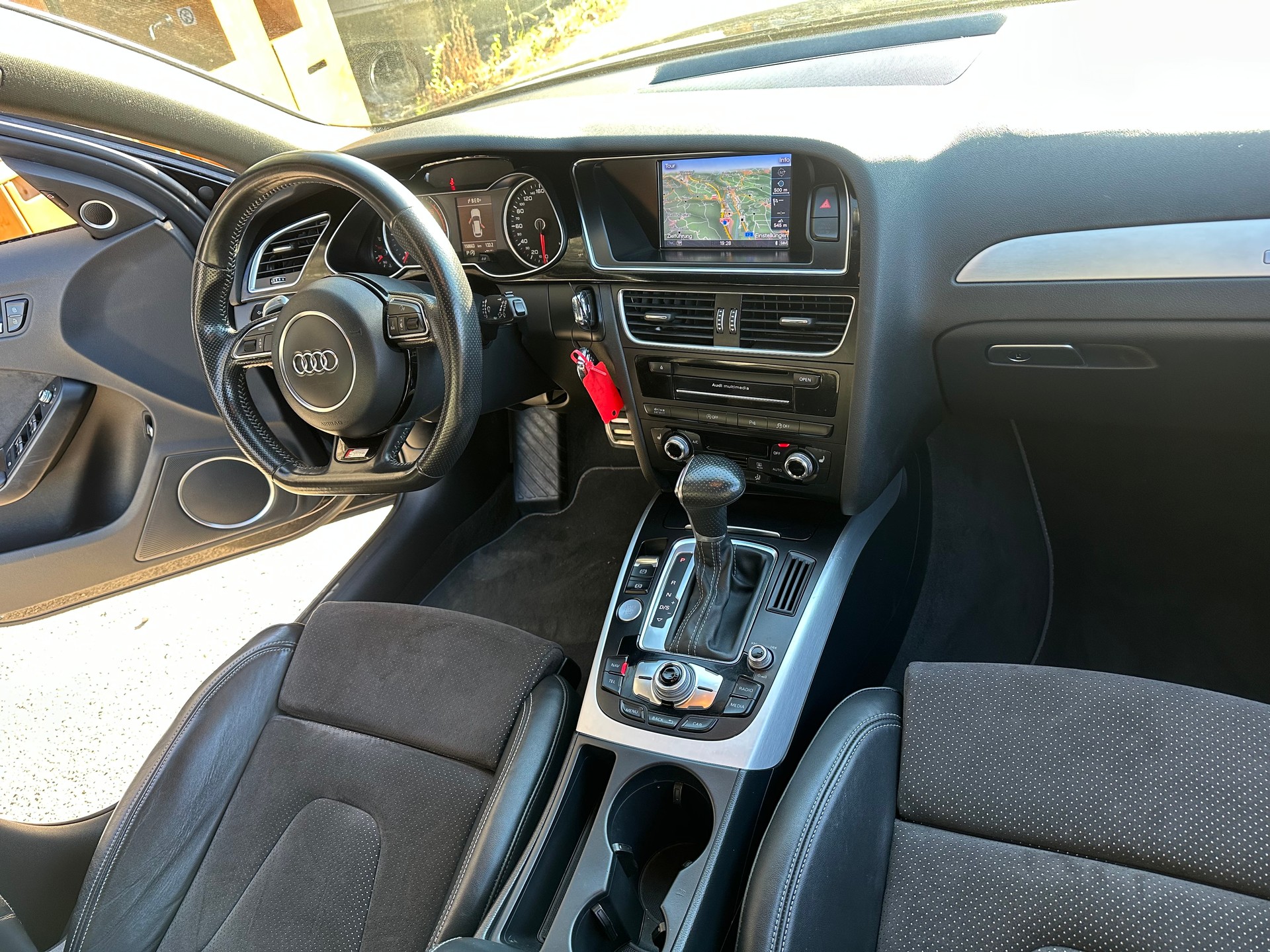AUDI A4 ALLROAD-image-15