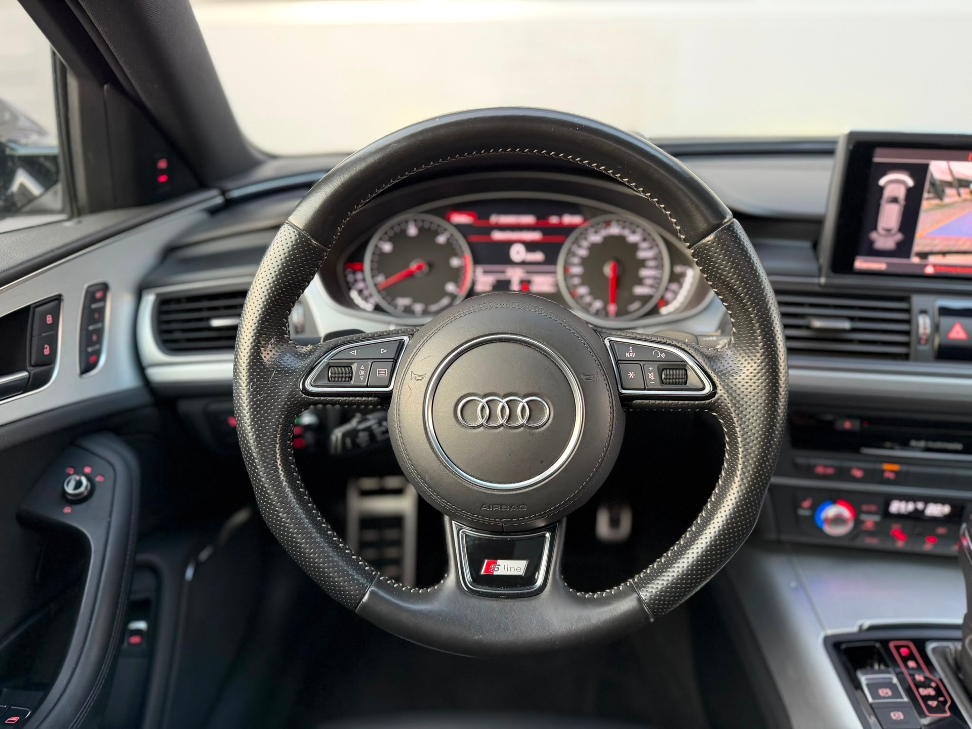 AUDI A6 Avant 3.0 TDI V6 quattro S-tronic-image-12