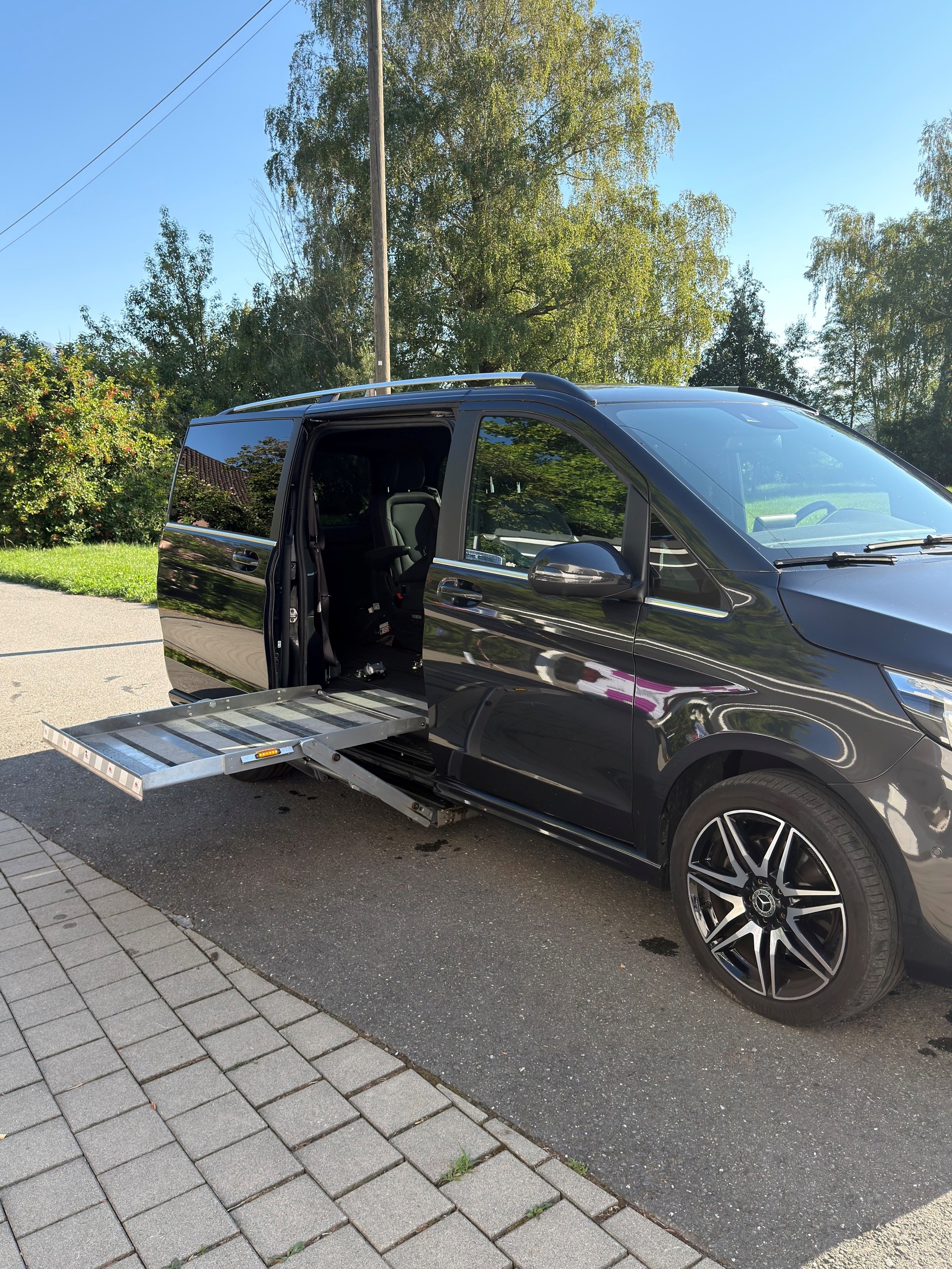 MERCEDES-BENZ V 300 d Swiss Ed. extr.lg. 4m mit Kirchhoff Kassettenlift-image-2