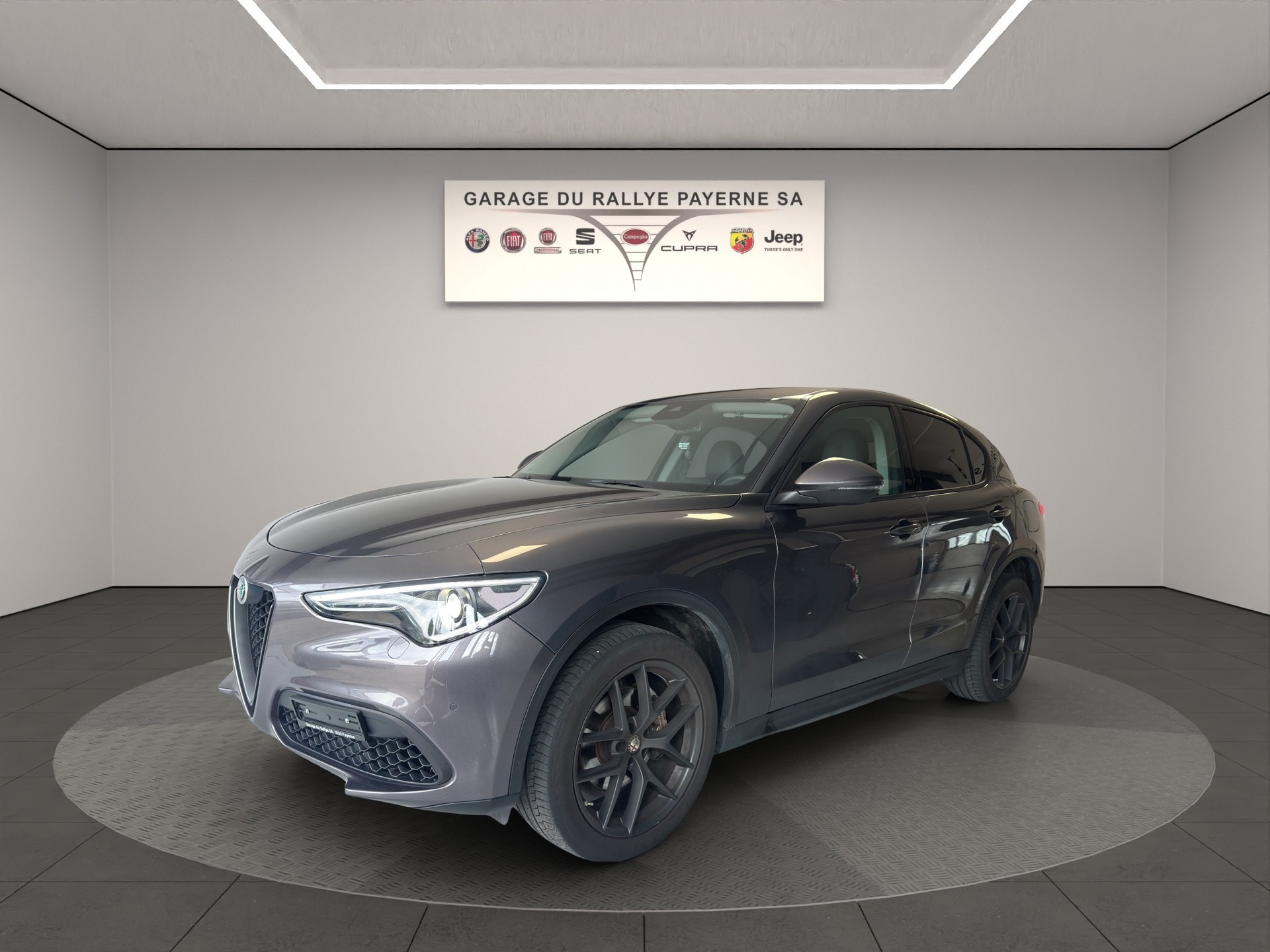 ALFA ROMEO Stelvio 2.0 Super Q4 Automatic-image-1
