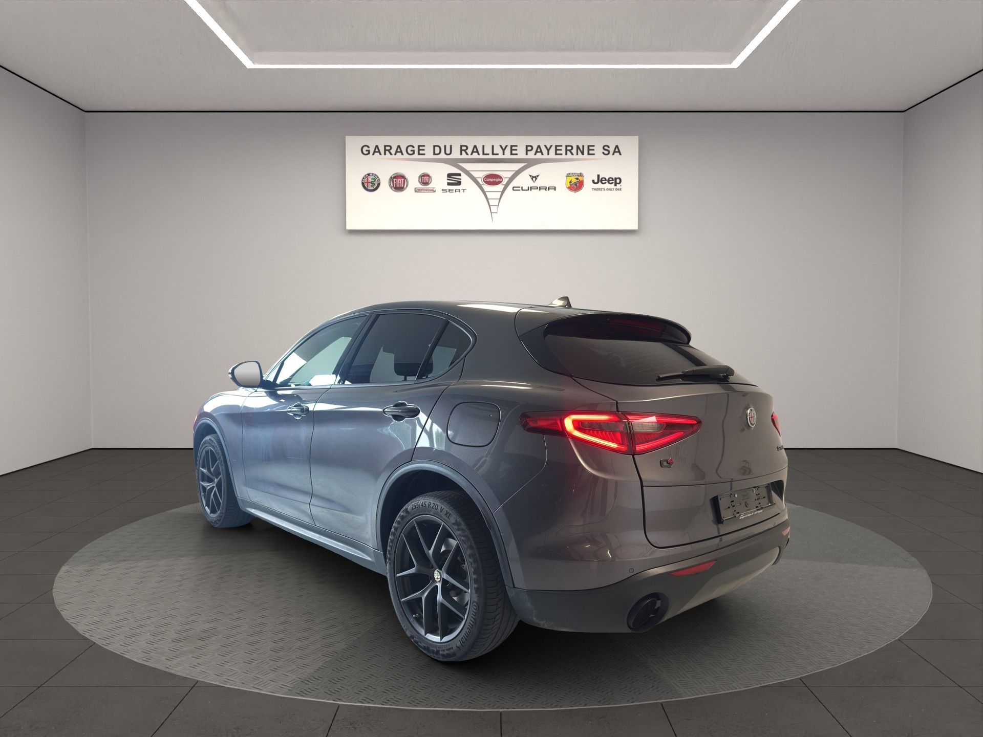 ALFA ROMEO Stelvio 2.0 Super Q4 Automatic-image-2