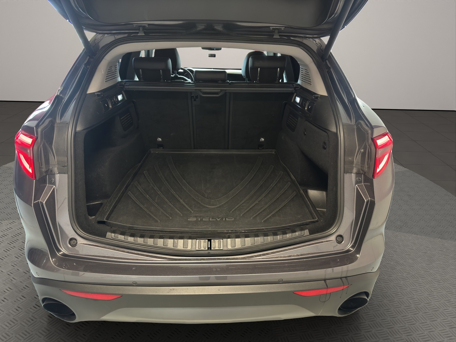 ALFA ROMEO Stelvio 2.0 Super Q4 Automatic-image-6
