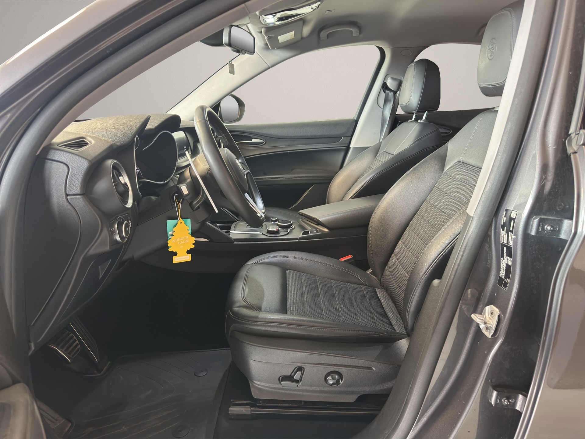 ALFA ROMEO Stelvio 2.0 Super Q4 Automatic-image-7