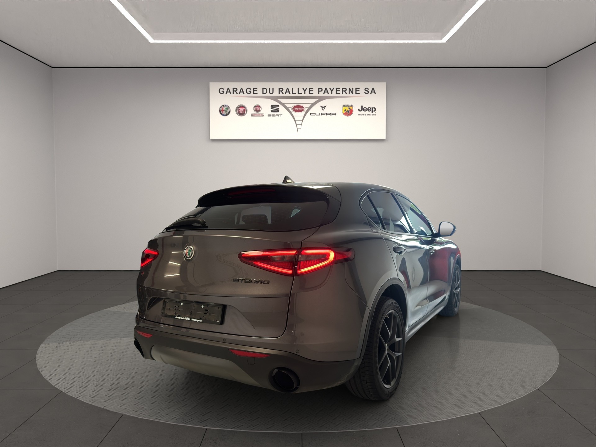 ALFA ROMEO Stelvio 2.0 Super Q4 Automatic-image-4