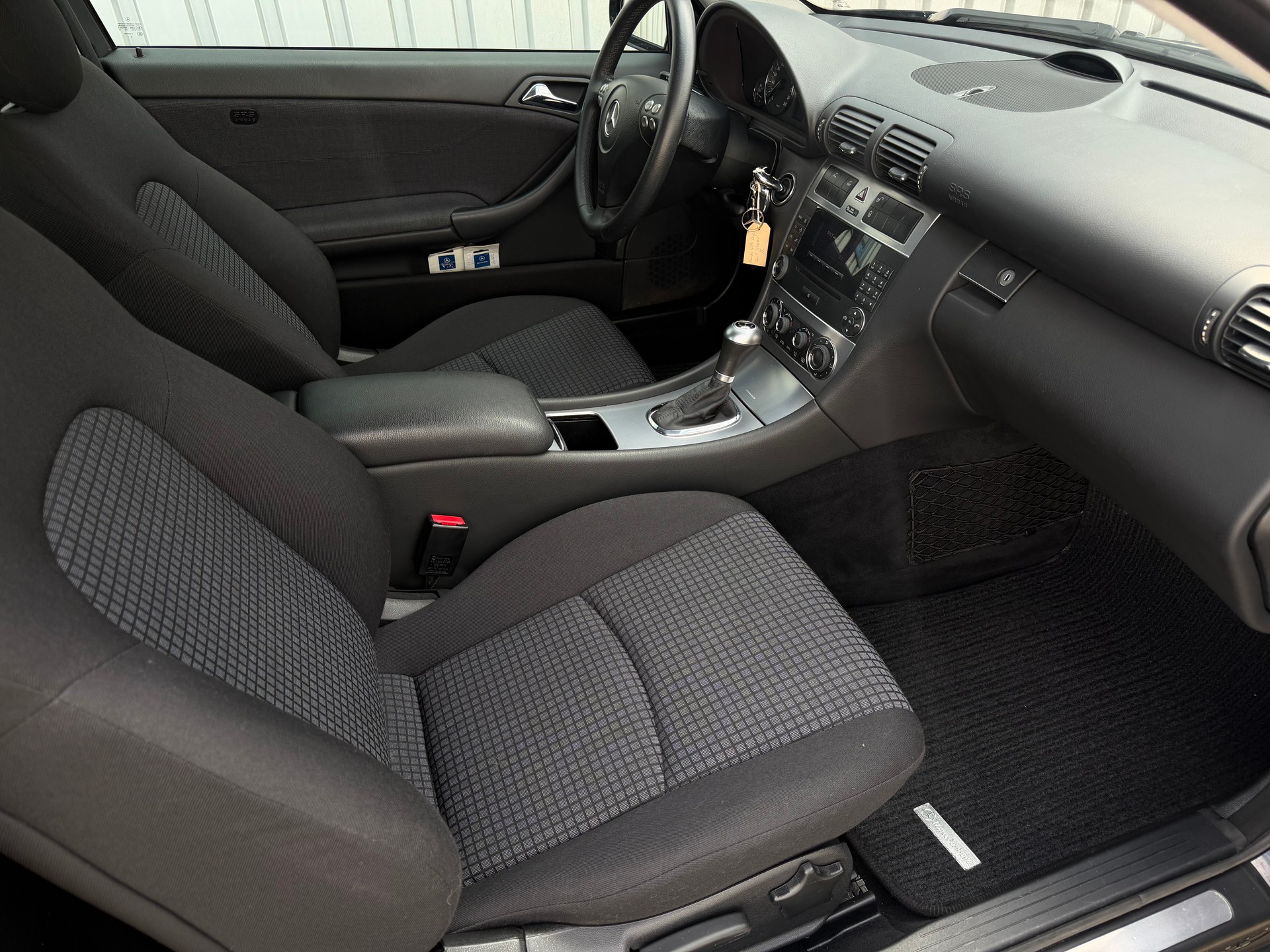 MERCEDES-BENZ C 180 Kompressor-image-5