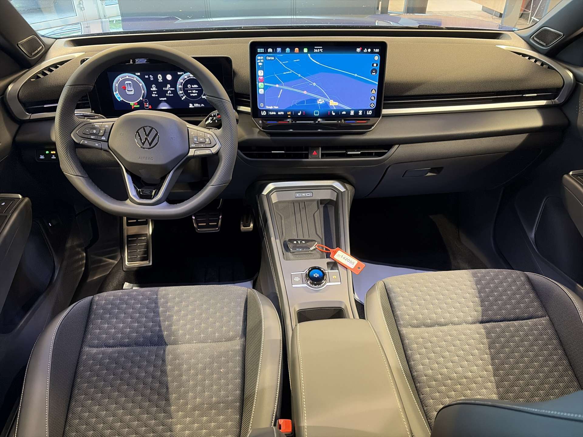 VW T-Roc 1.5 eTSi mHEV R-Line DSG-Automat-image-14