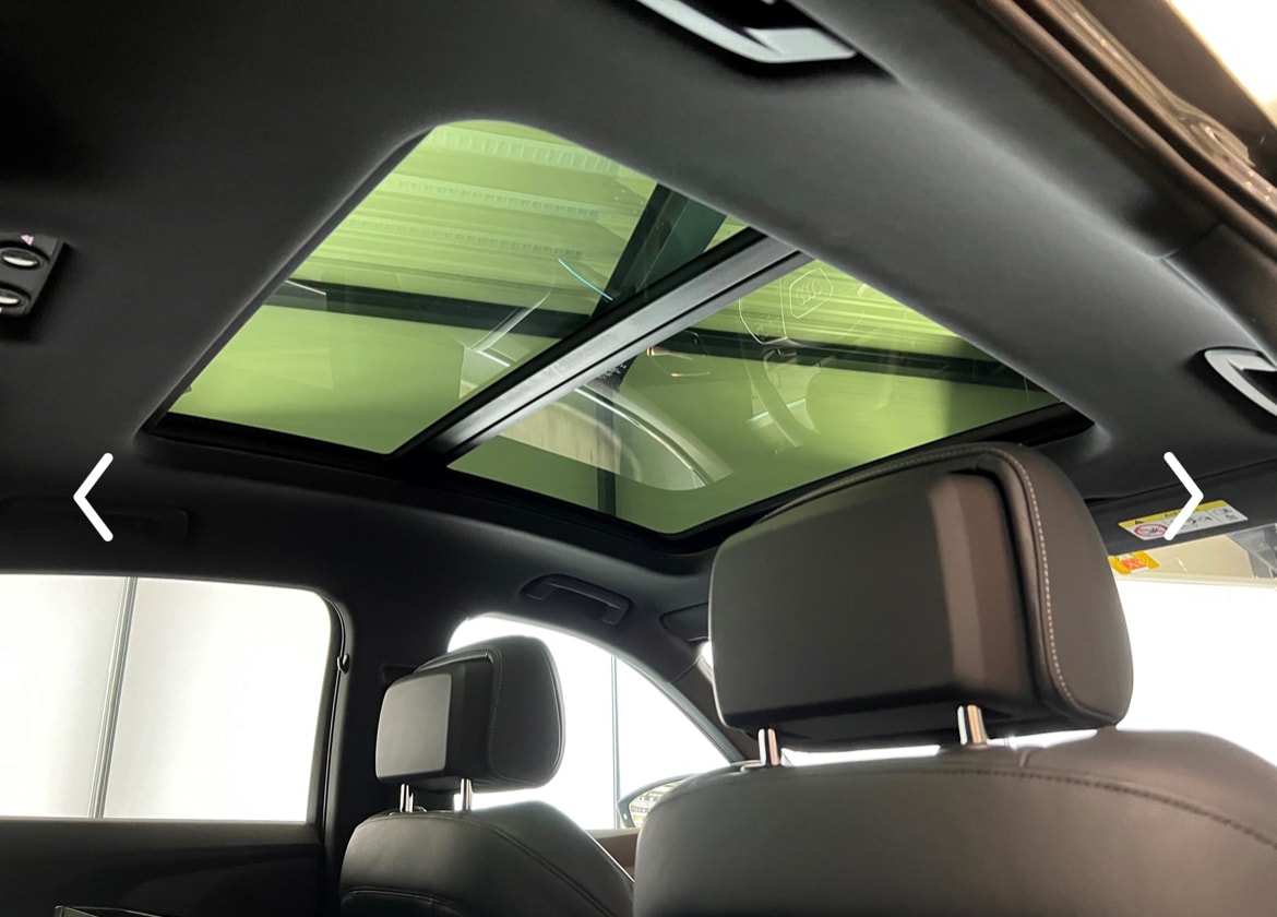 AUDI e-tron 55 Sportback S Line quattro-image-9