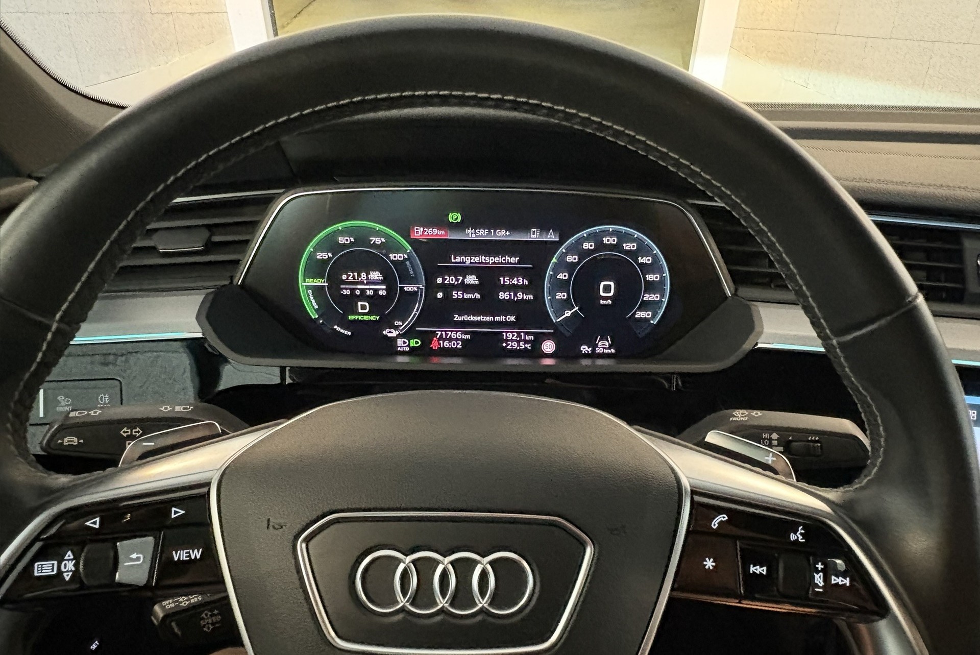 AUDI e-tron 55 Sportback S Line quattro-image-7