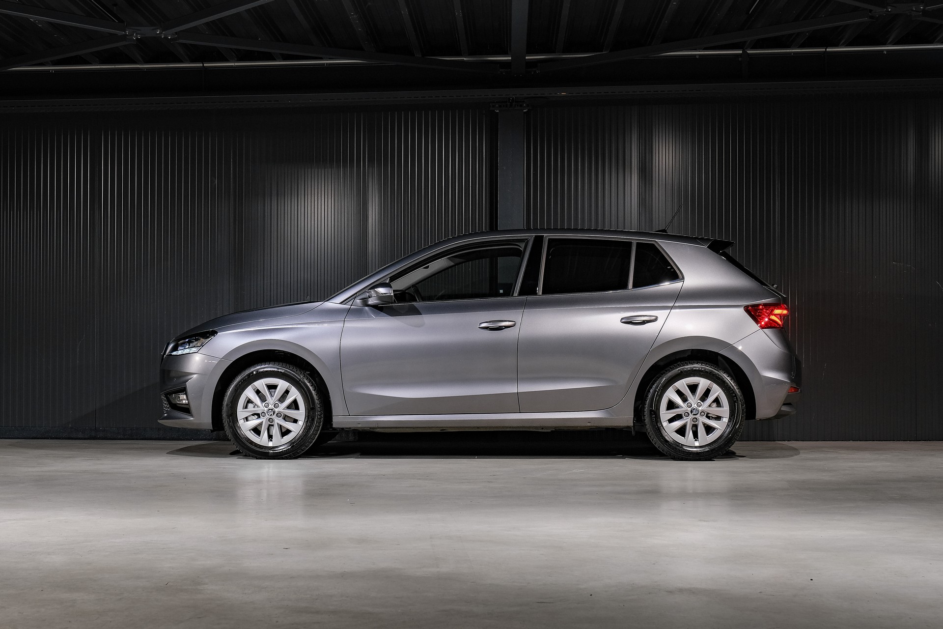 SKODA Fabia 1.0 TSI Selection DSG-image-8