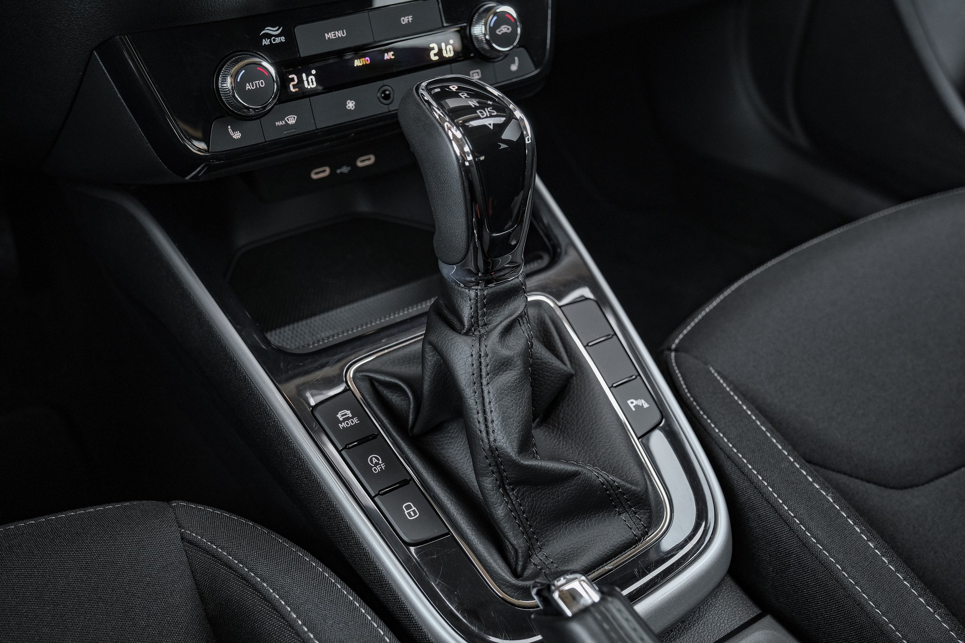 SKODA Fabia 1.0 TSI Selection DSG-image-20